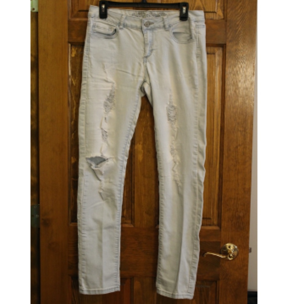 Blue washed ripped straight leg jeans